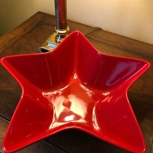 Red star bowl. Great for Holidays!